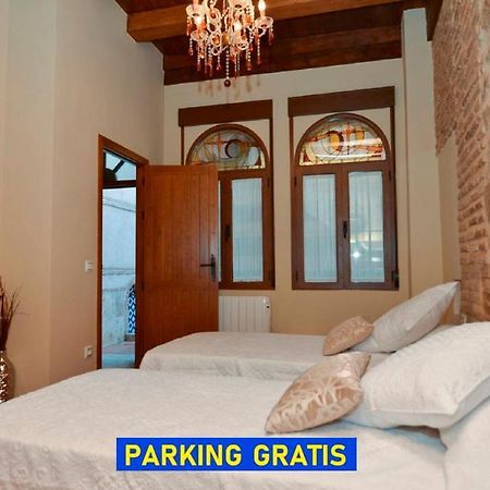 Apartamentos La Casa Del Grial Толедо Екстер'єр фото