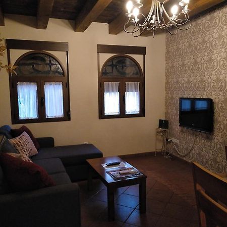 Apartamentos La Casa Del Grial Толедо Екстер'єр фото
