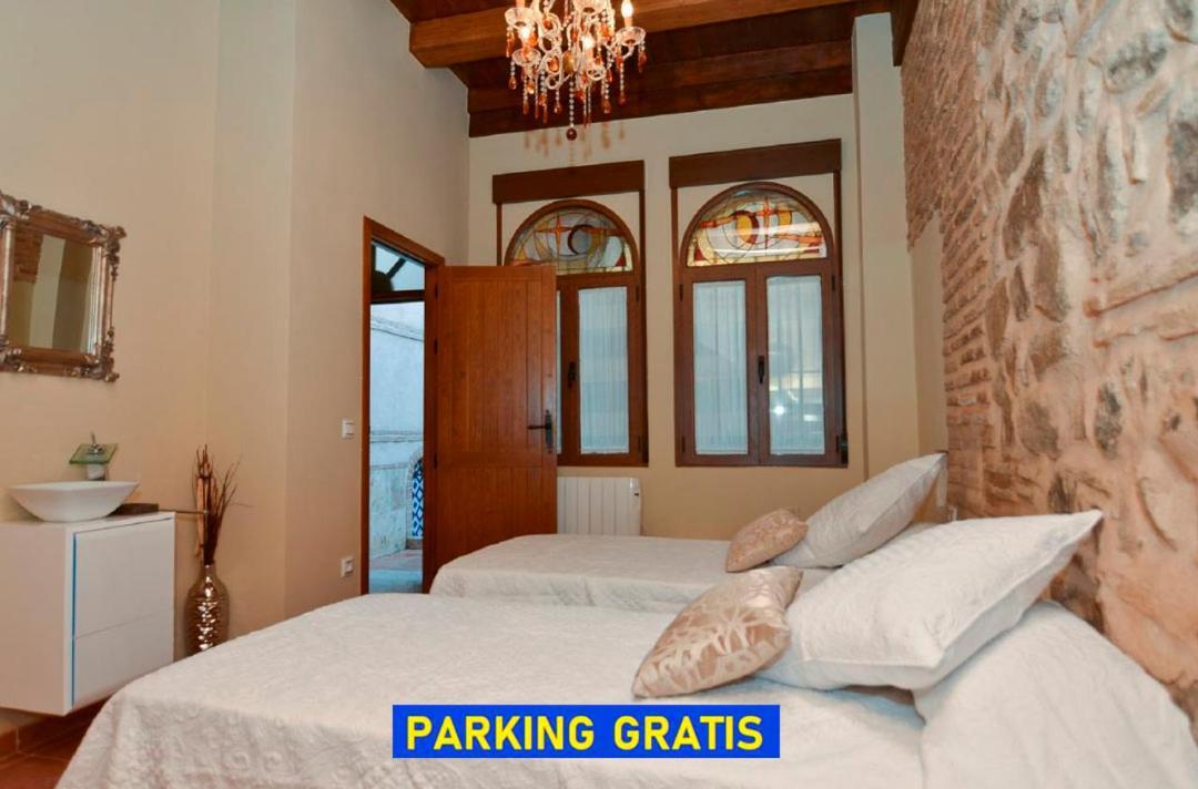 Apartamentos La Casa Del Grial Толедо Екстер'єр фото